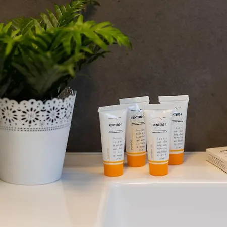 Warnenska By Renters Варшава