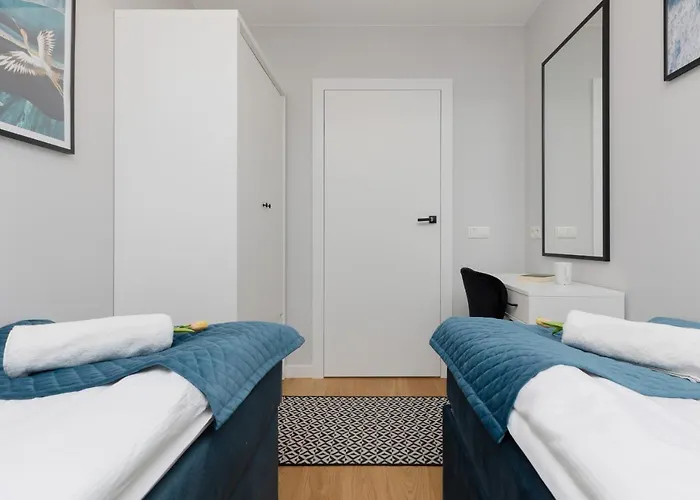 Warnenska By Renters وارسو