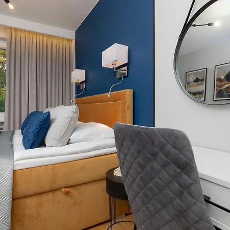 Warnenska By Renters Warschau