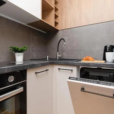 Apartment Warnenska By Renters